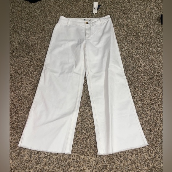 Vineyard Vines Pants - Vineyard Vines White High Rise Straight Crop Jeans – Size 26 – NWT